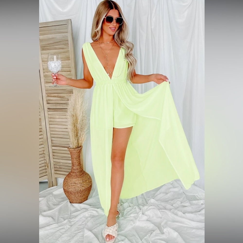 COPY - Nanamacs SLEEVELESS PLUNGING NECK Romper